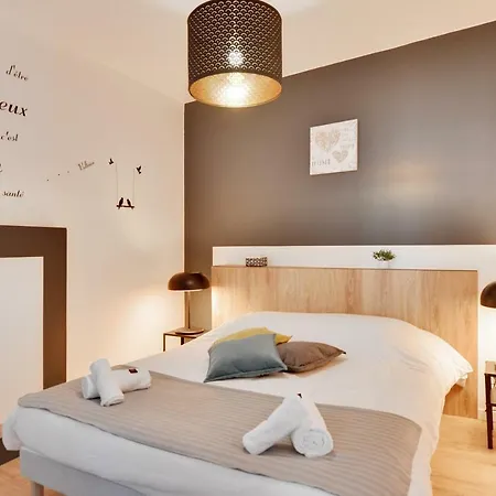 Delalauret _ Apartment Saint-Nicolas-de-Redon